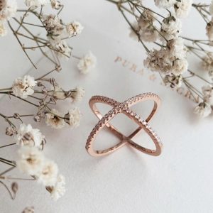 Gleam Cross Ring