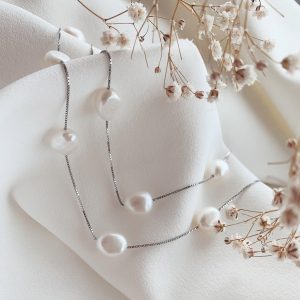 Linked Natural Pearls