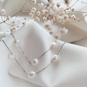 Linked Natural Pearls